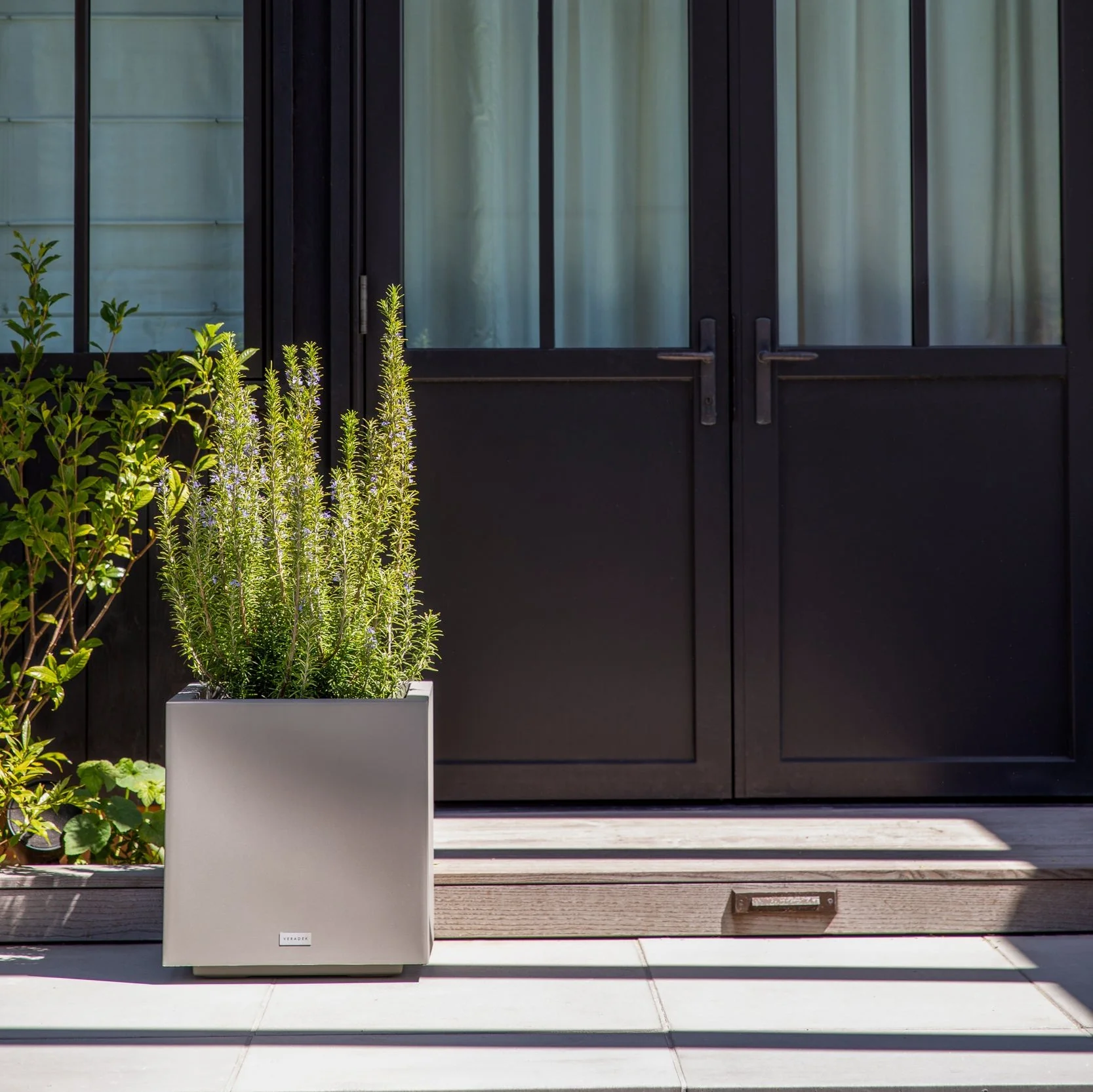 block cube planter - Image 25