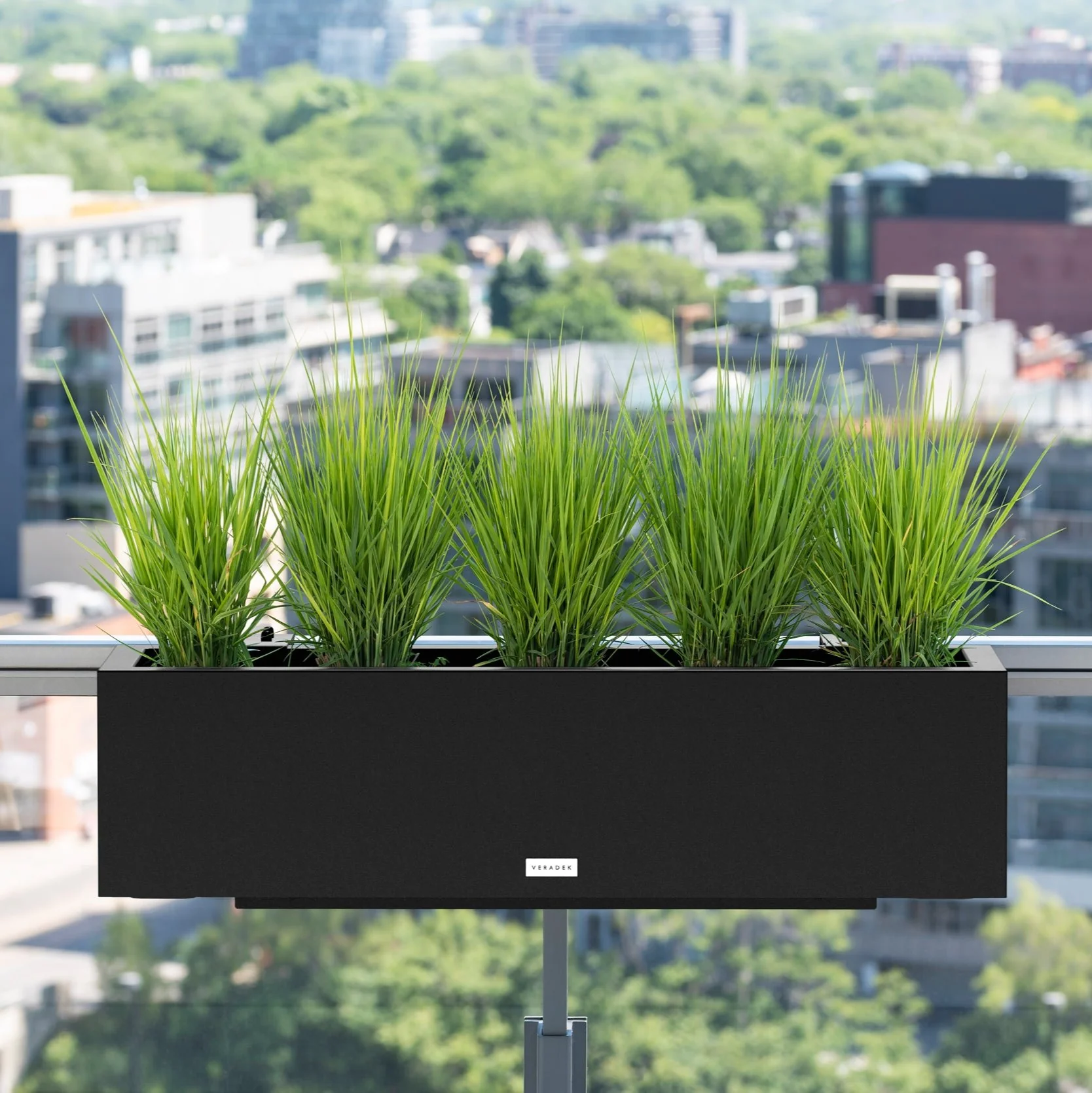 block railing planter - Image 13