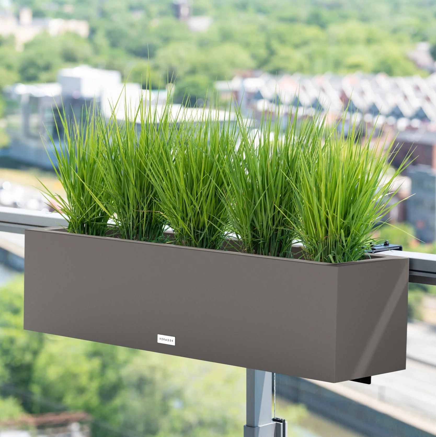 block railing planter - Image 19