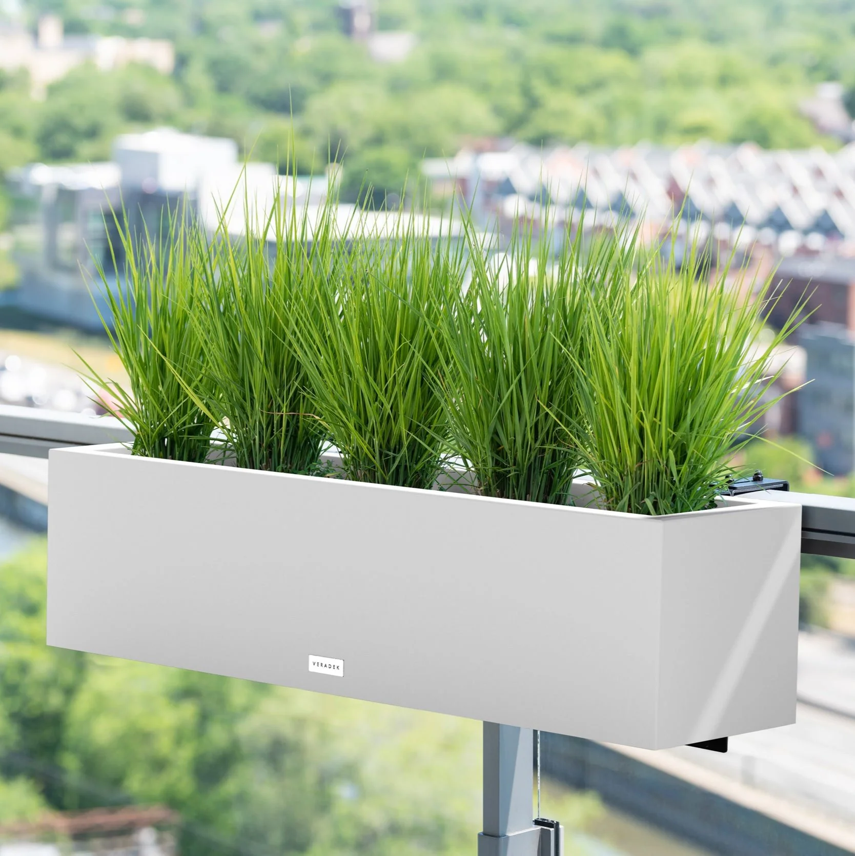 block railing planter - Image 24