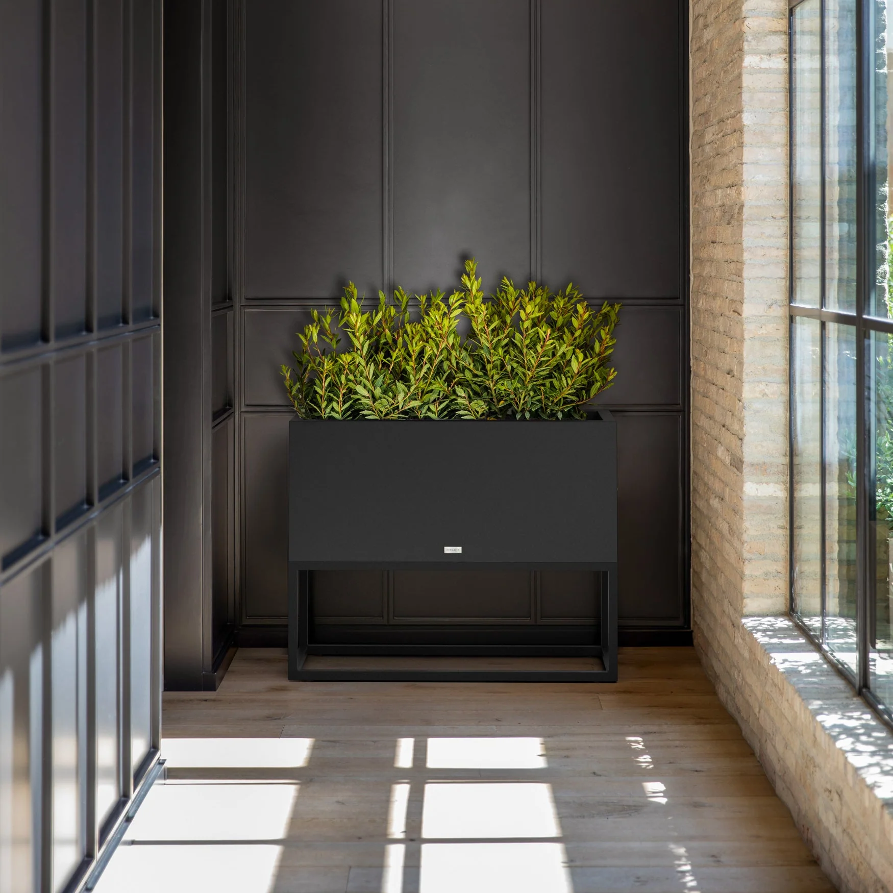 block raised long box planter - Image 8
