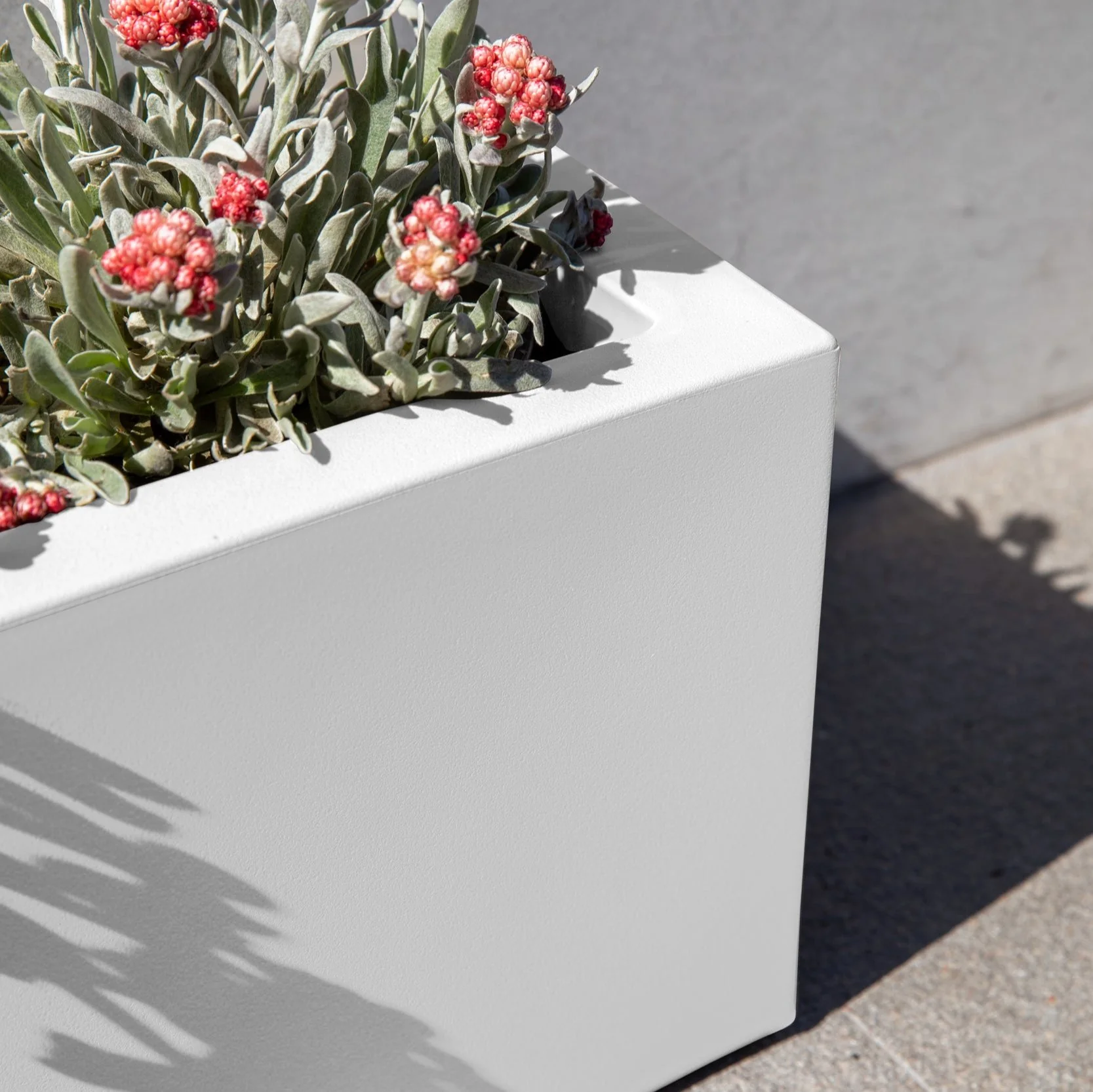 block trough planter - Image 24