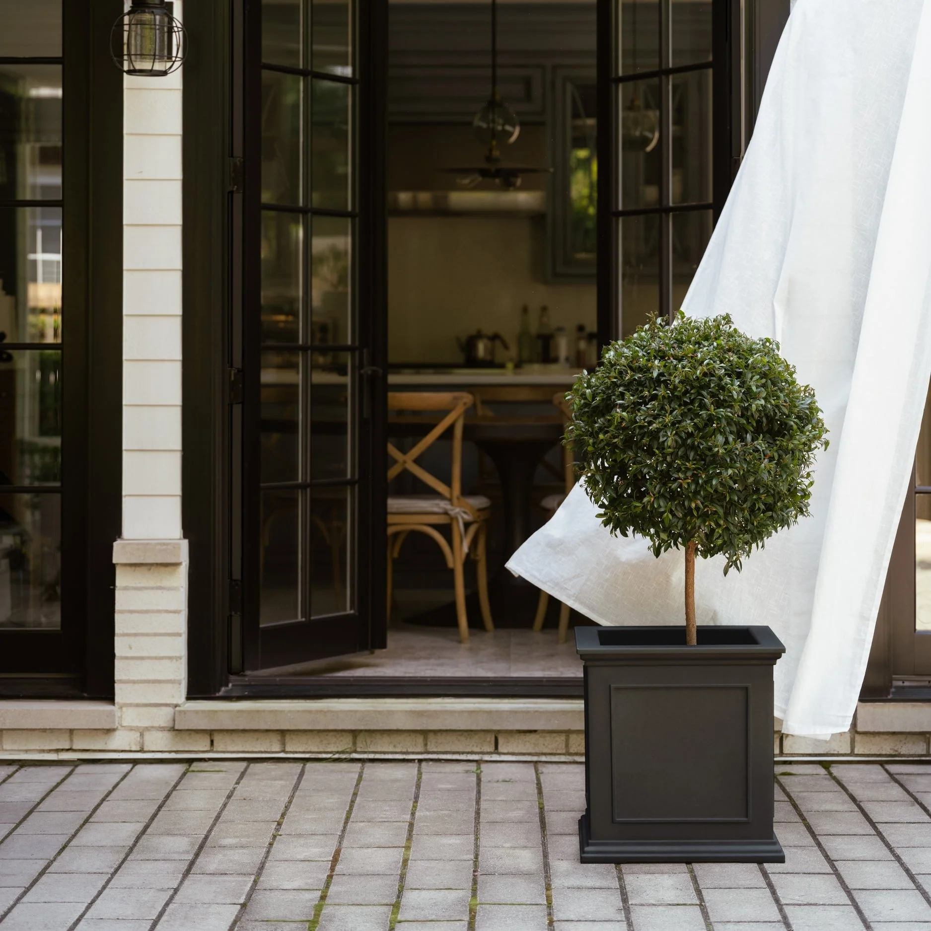 brixton cube planter - Image 34