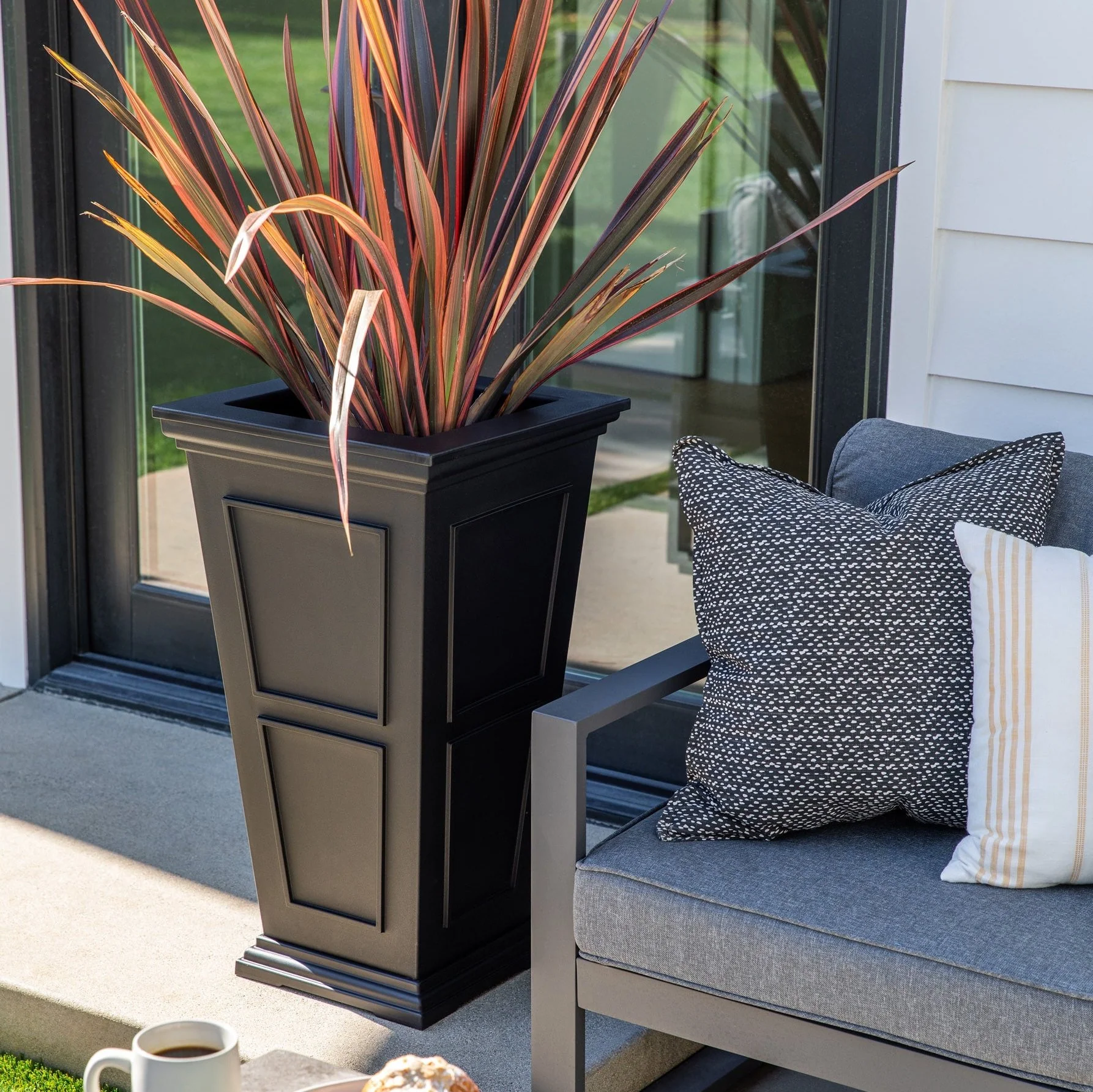 brixton tall planter - Image 15