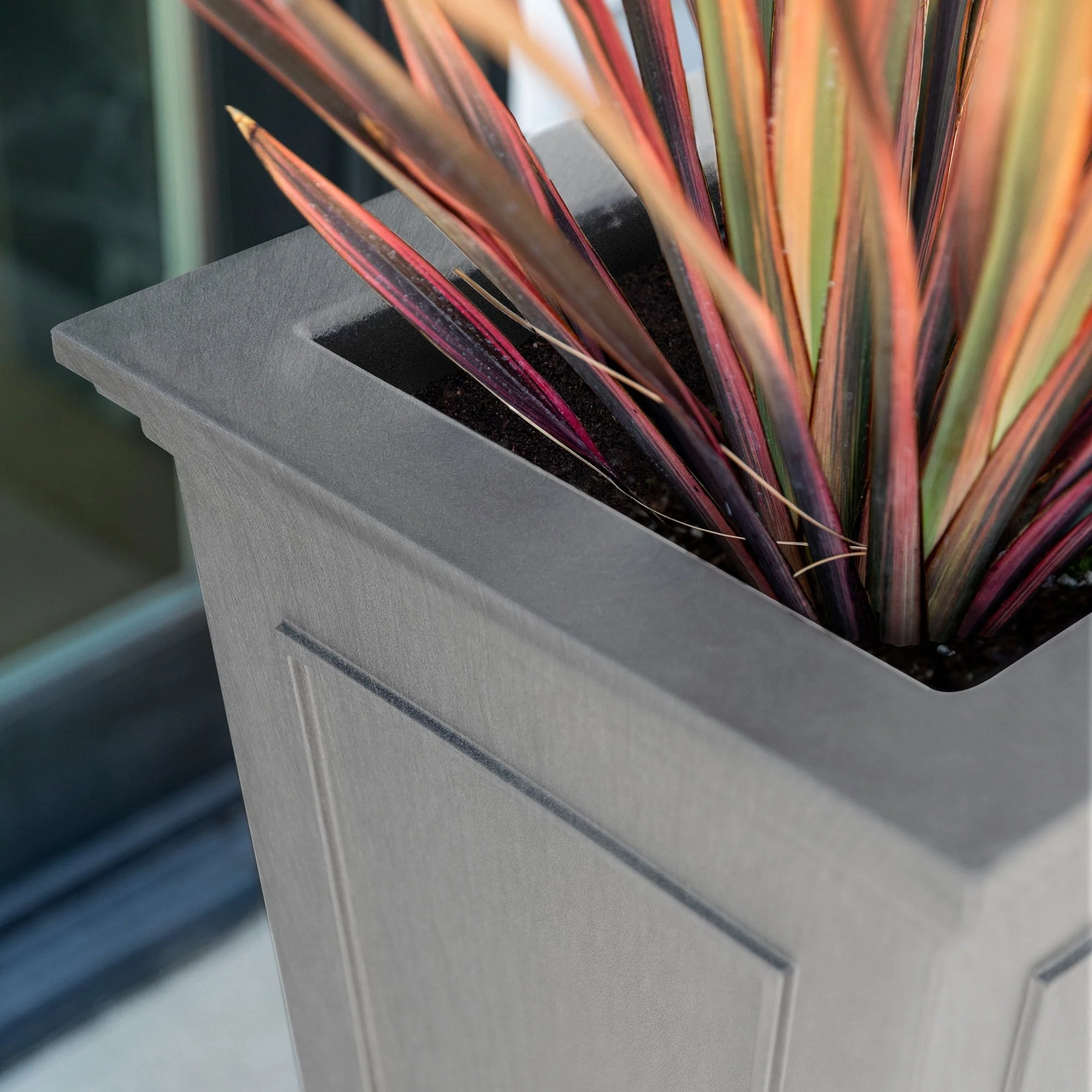 brixton tall planter - Image 20