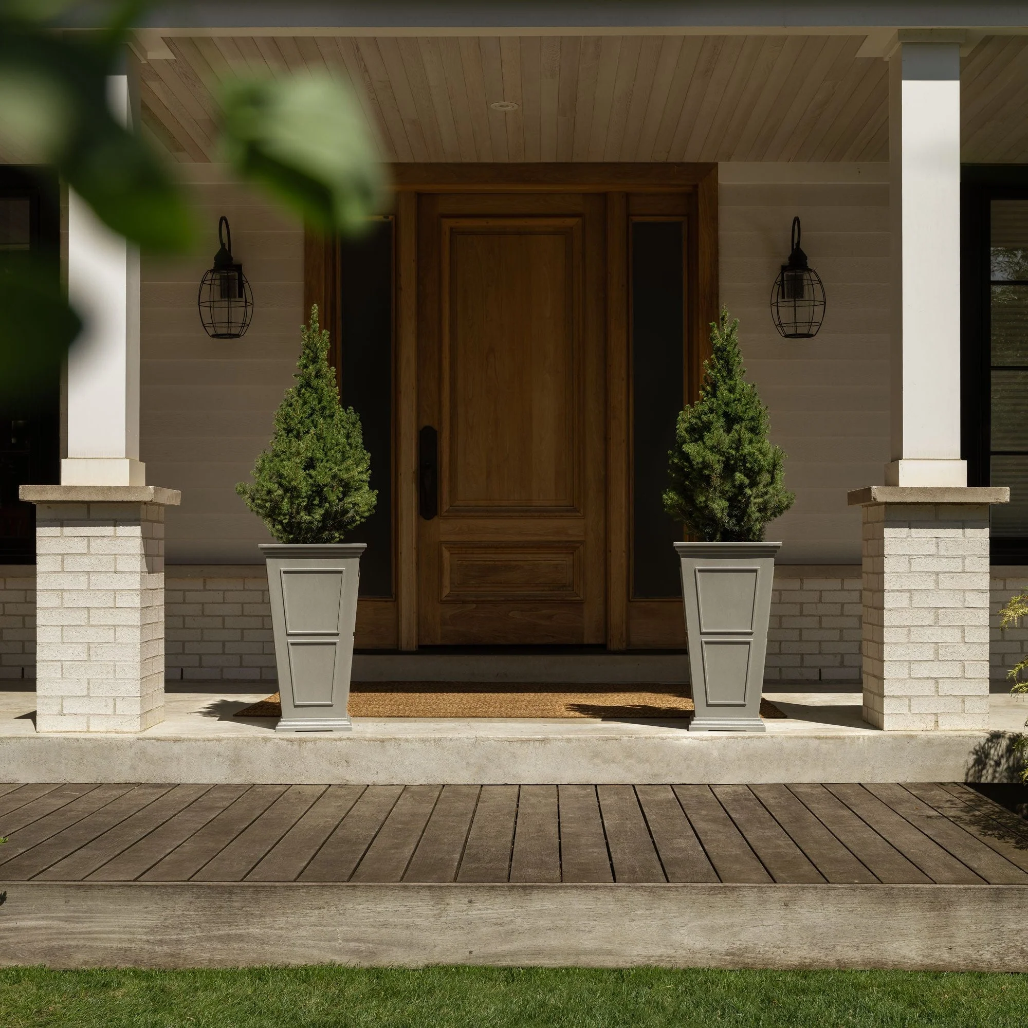 brixton tall planter - Image 87