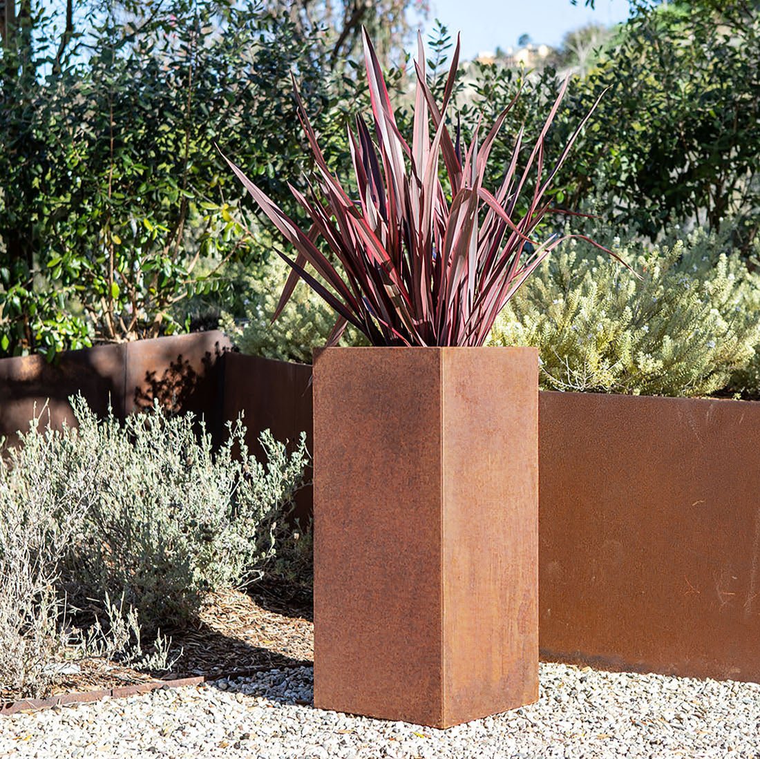 corten pedestal planter - Image 41