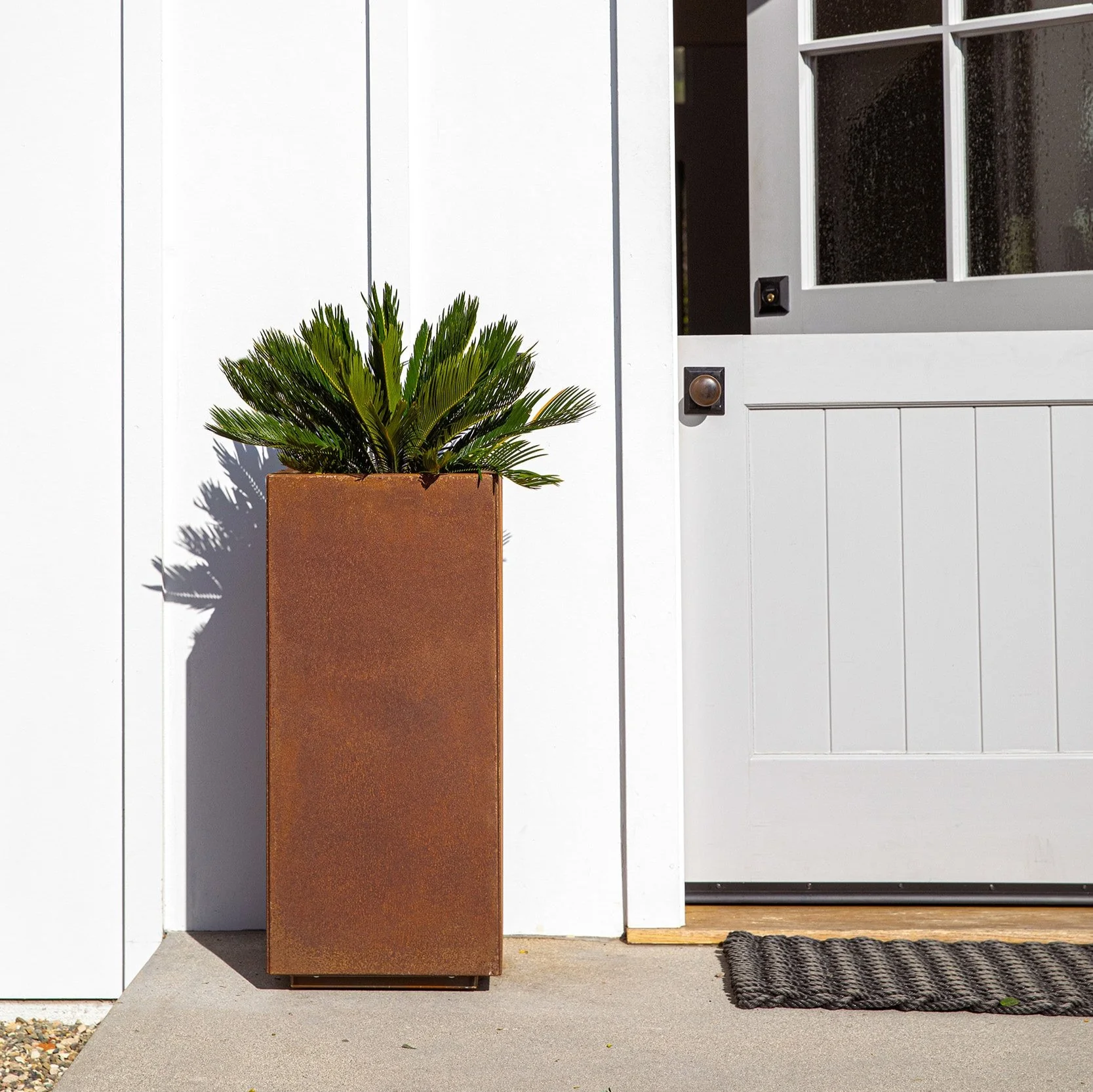 corten pedestal planter - Image 54