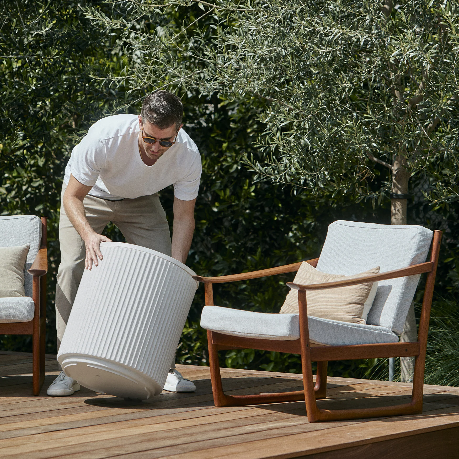 demi chill side table - Image 93