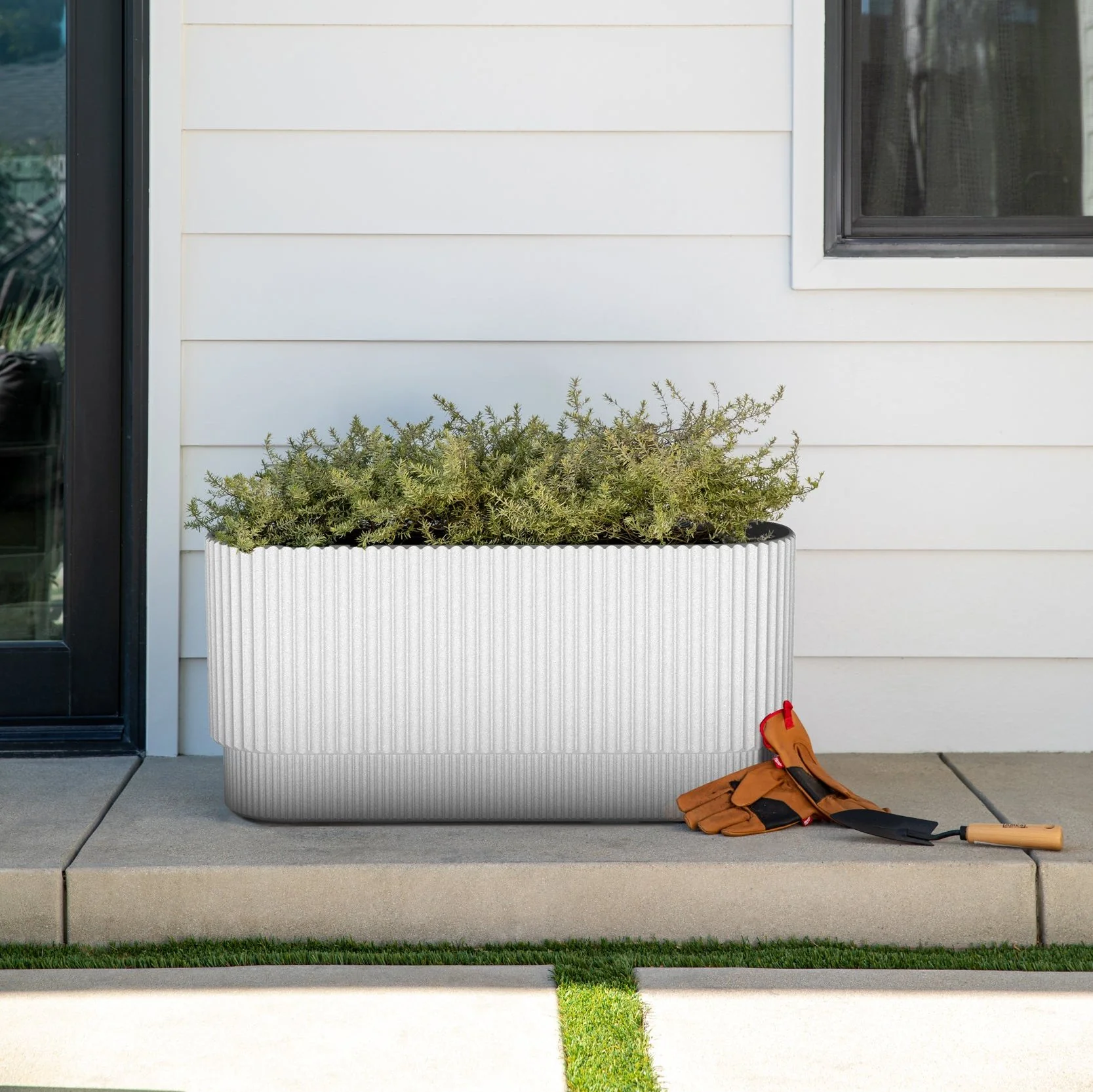 demi long planter - Image 44