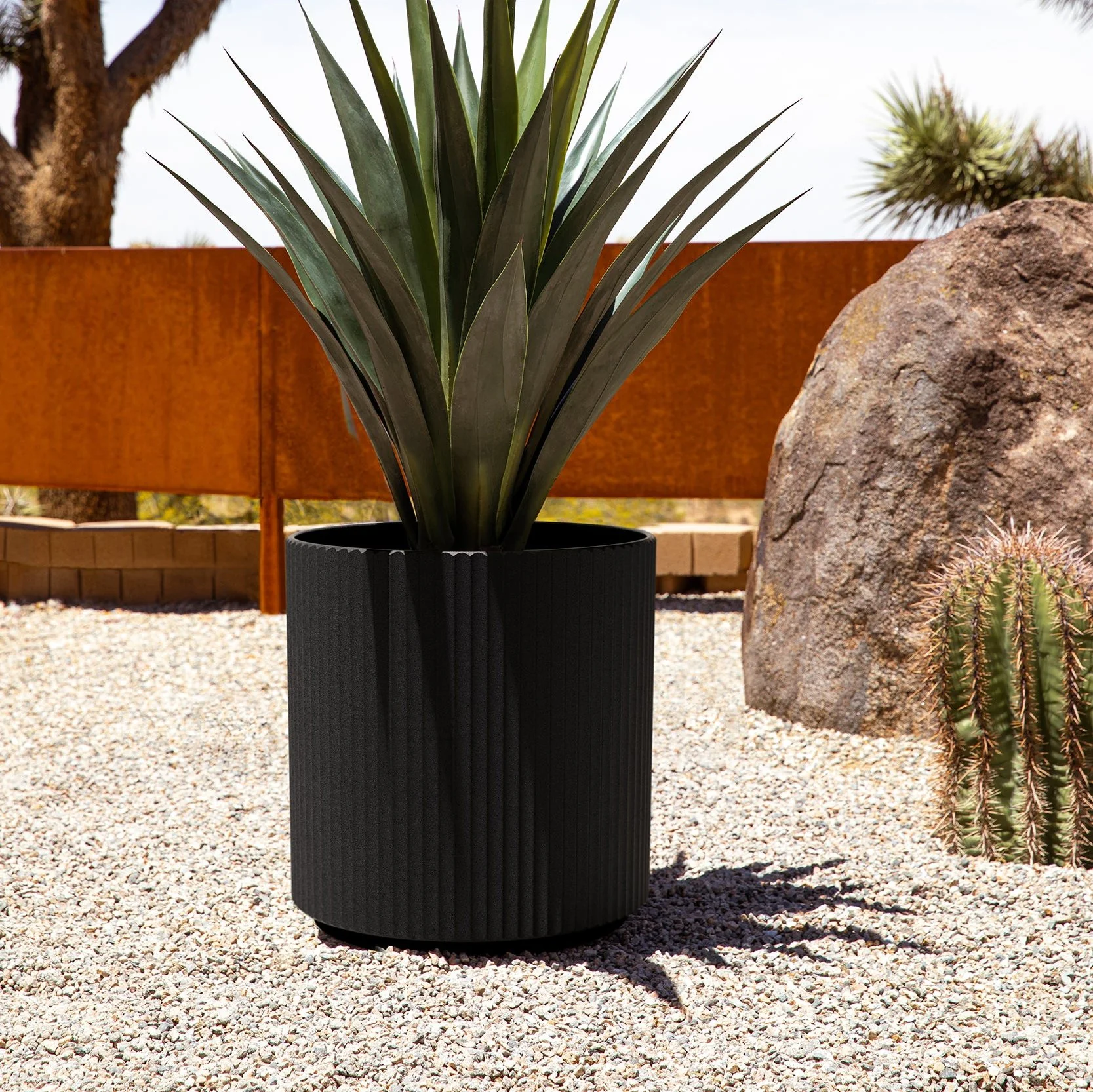 demi planter - Image 110