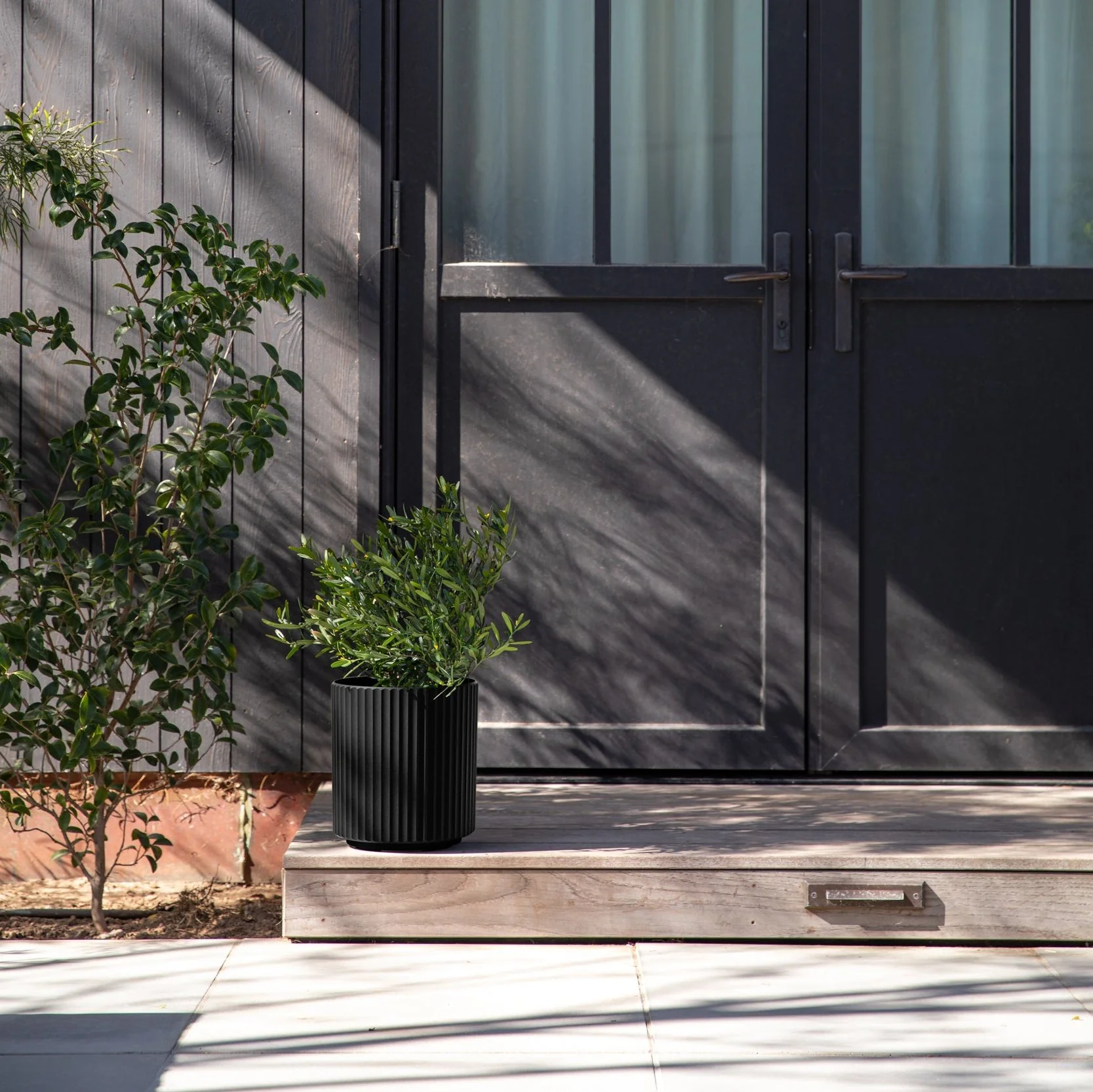 demi planter - Image 141