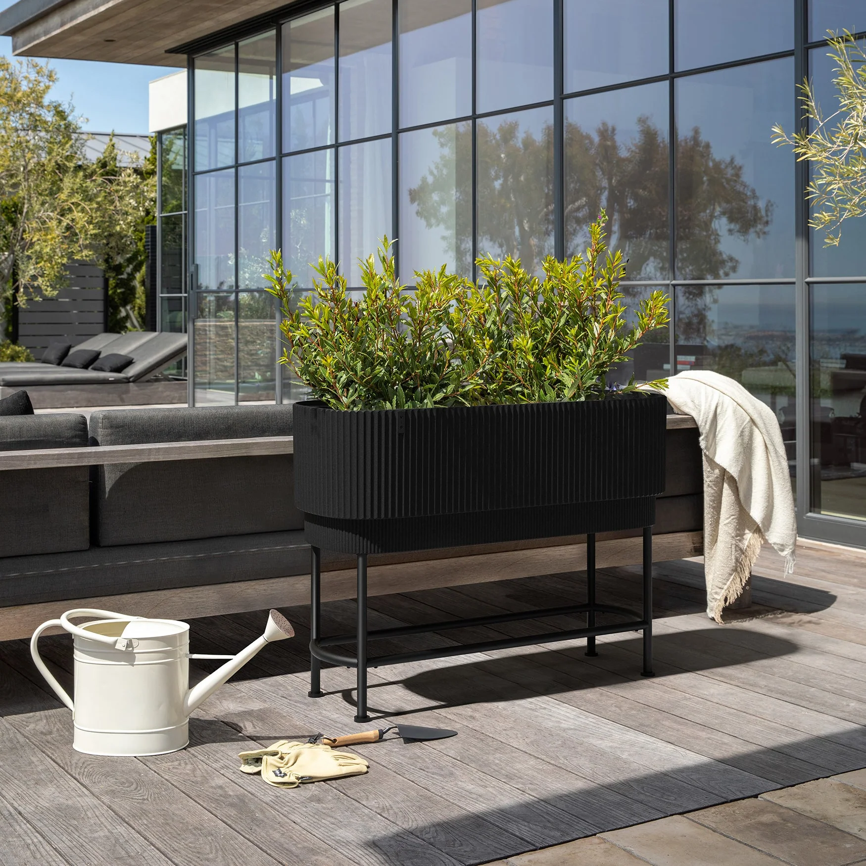 demi raised garden bed - Image 5