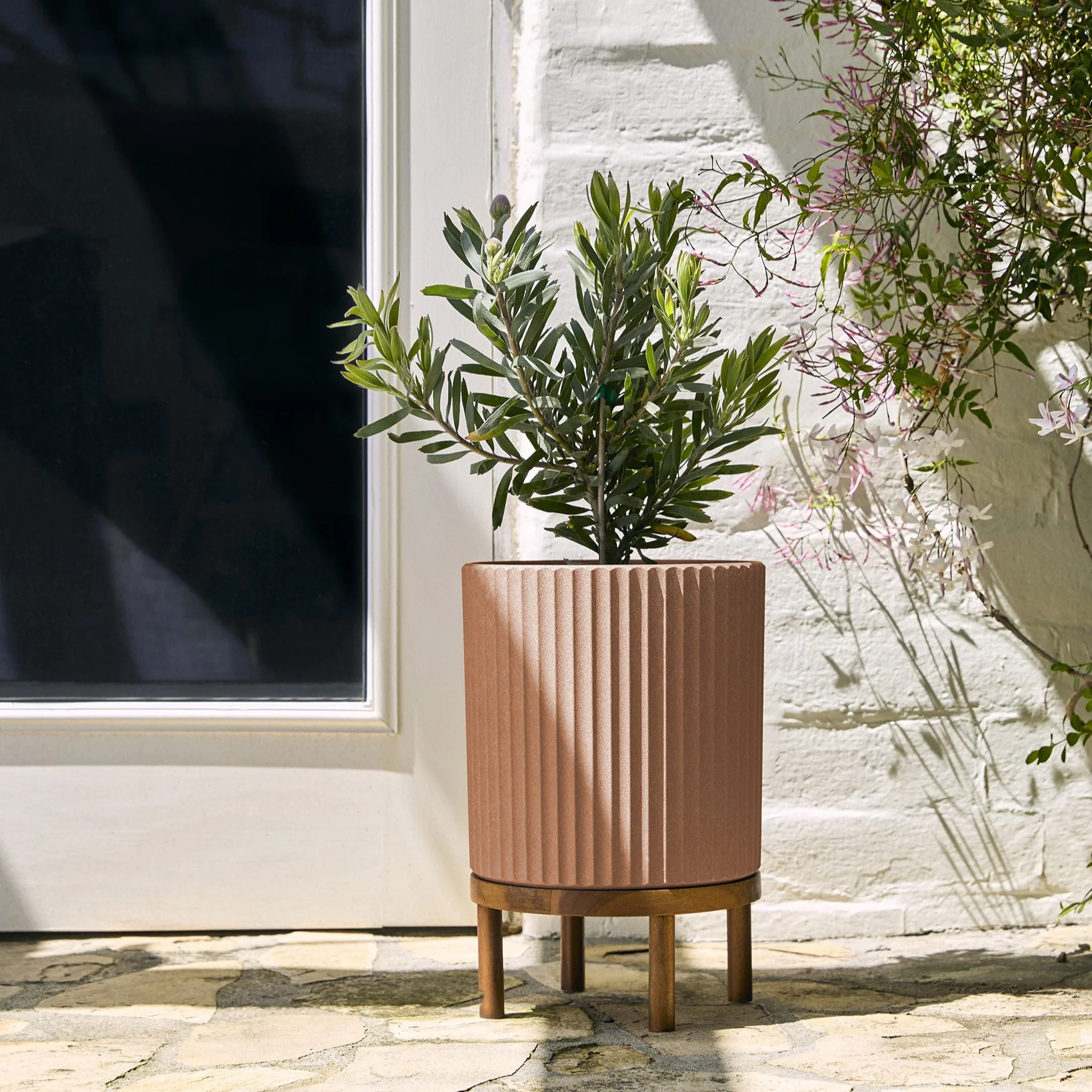 demi raised planter - Image 117
