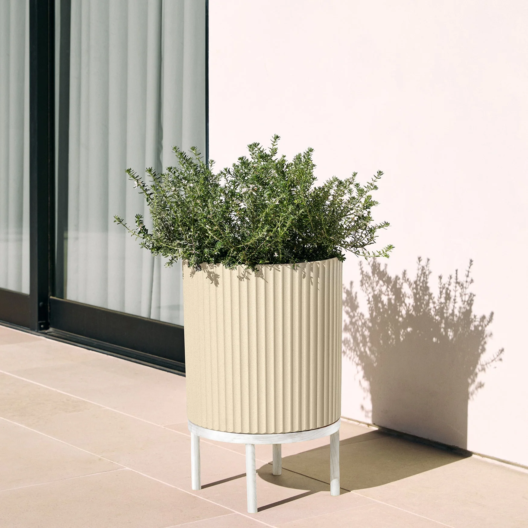 demi raised planter - Image 165