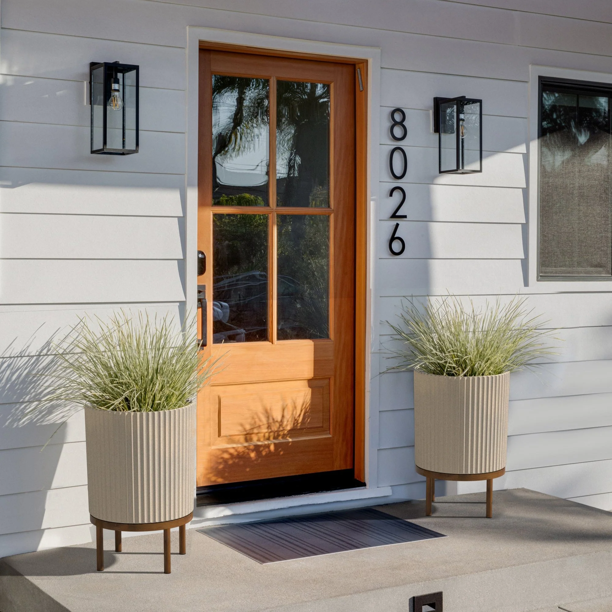 demi raised planter - Image 32