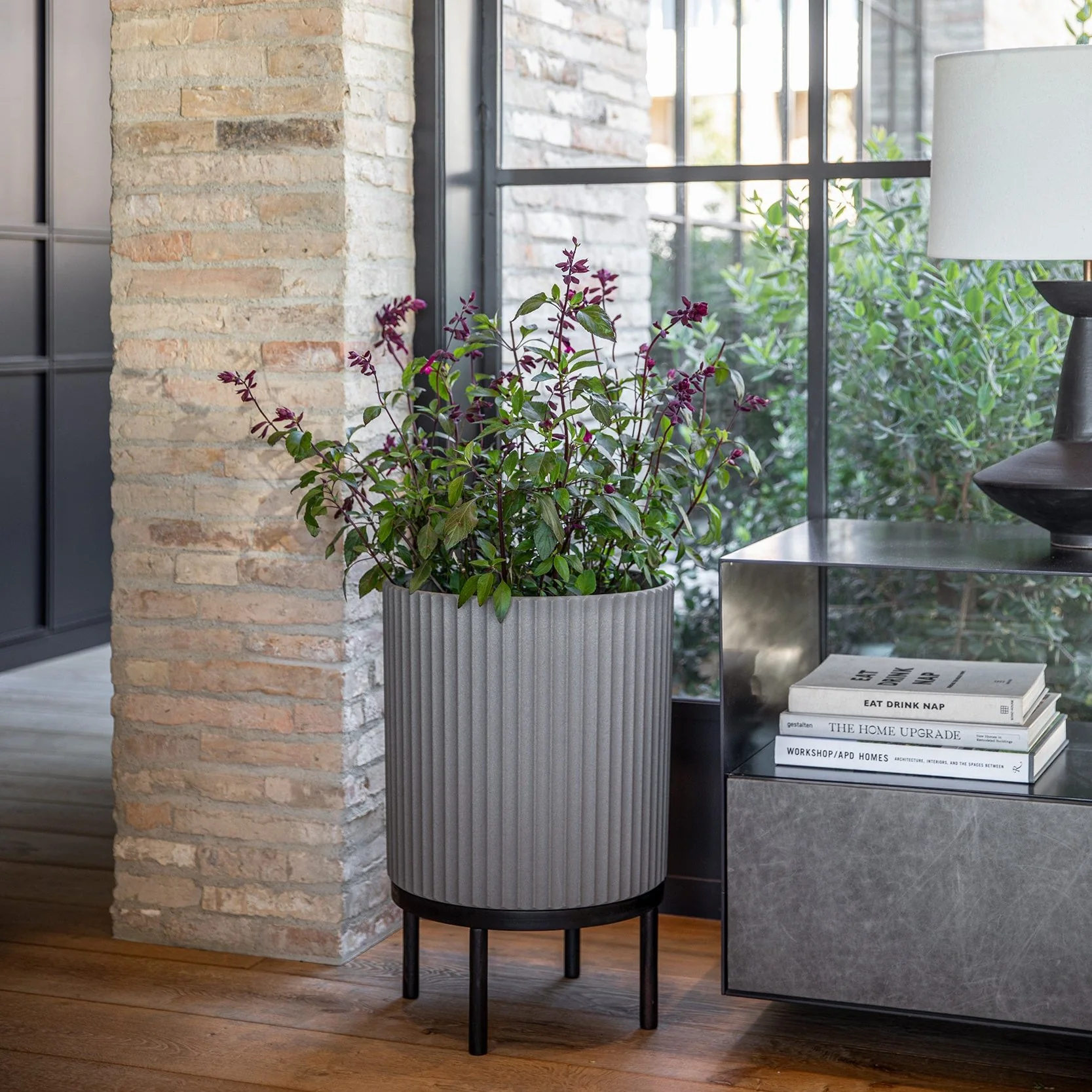 demi raised planter - Image 37