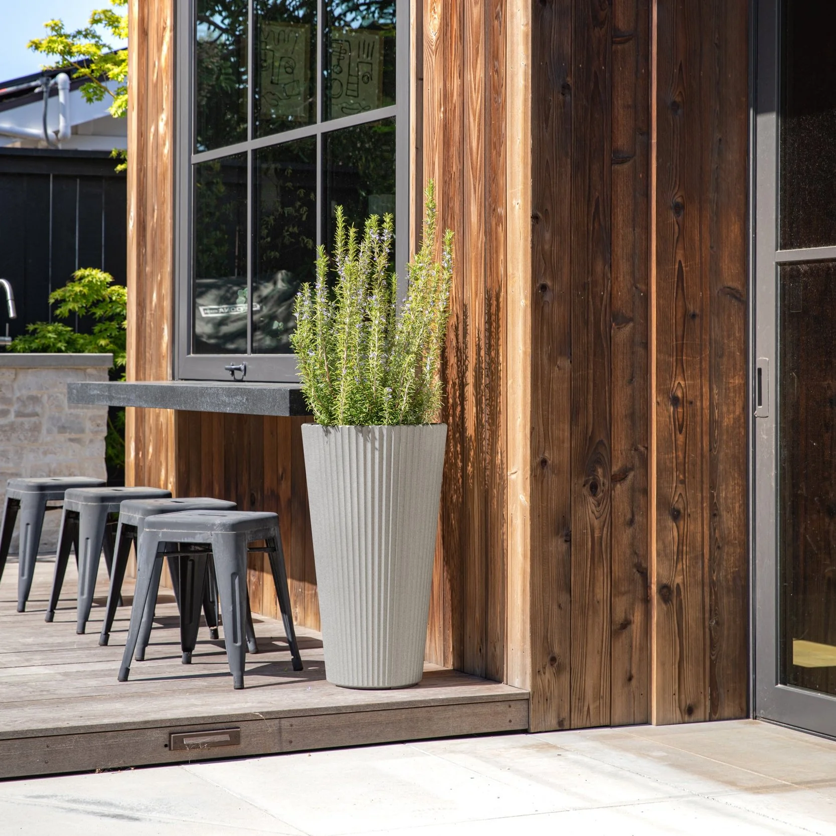 demi tall planter - Image 28