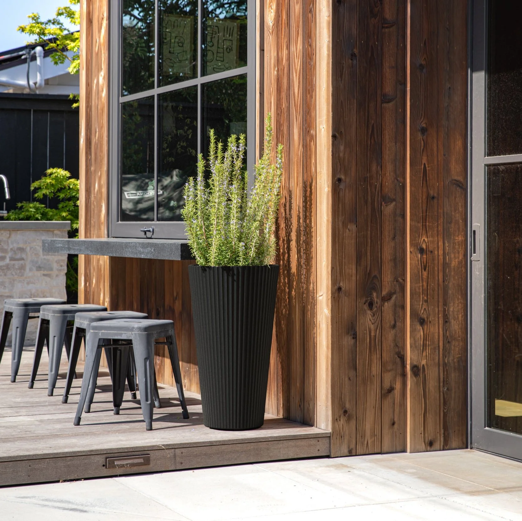 demi tall planter - Image 4
