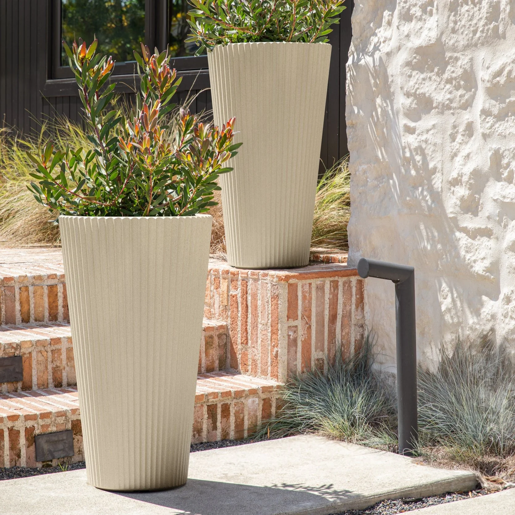 demi tall planter - Image 45