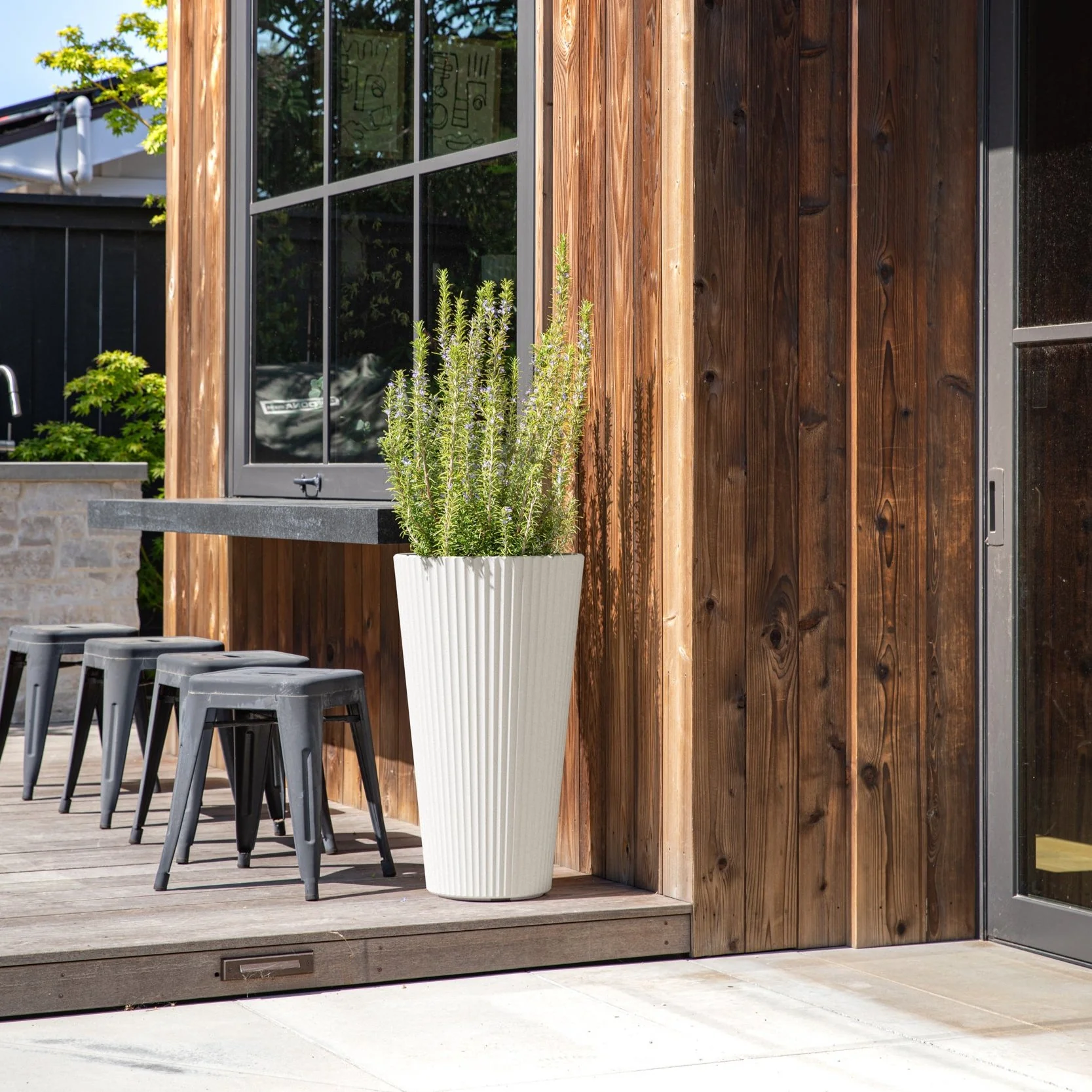 demi tall planter - Image 60