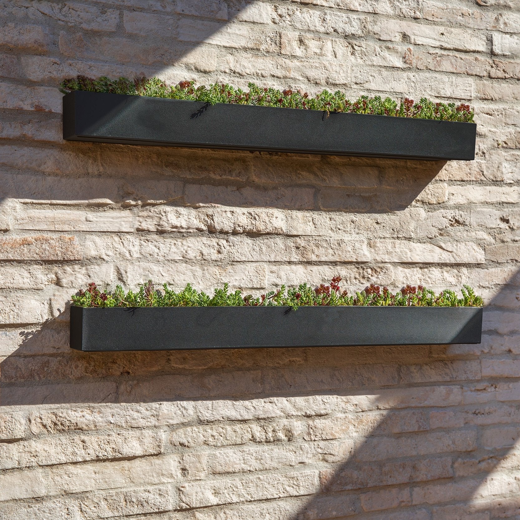 geo hanging trough planter - Image 15