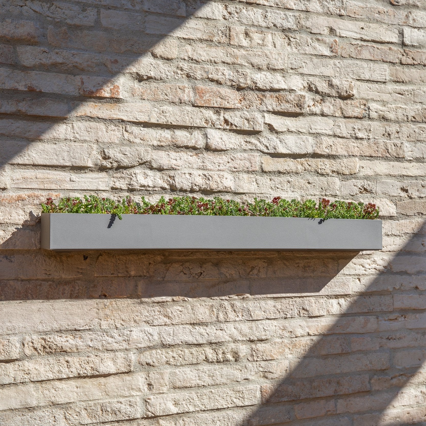 geo hanging trough planter - Image 23