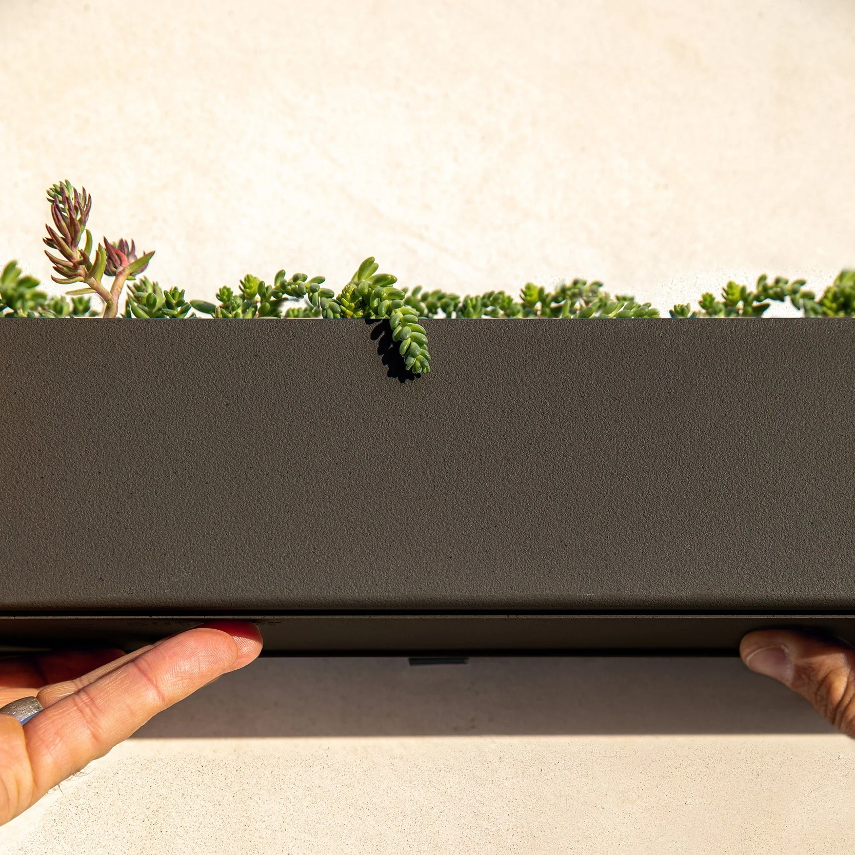geo hanging trough planter - Image 7