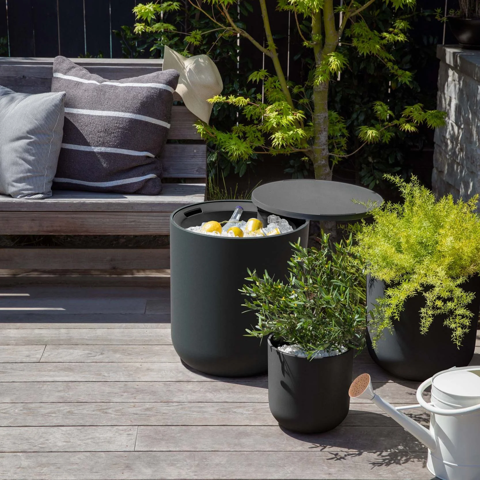 kona chill side table - Image 8