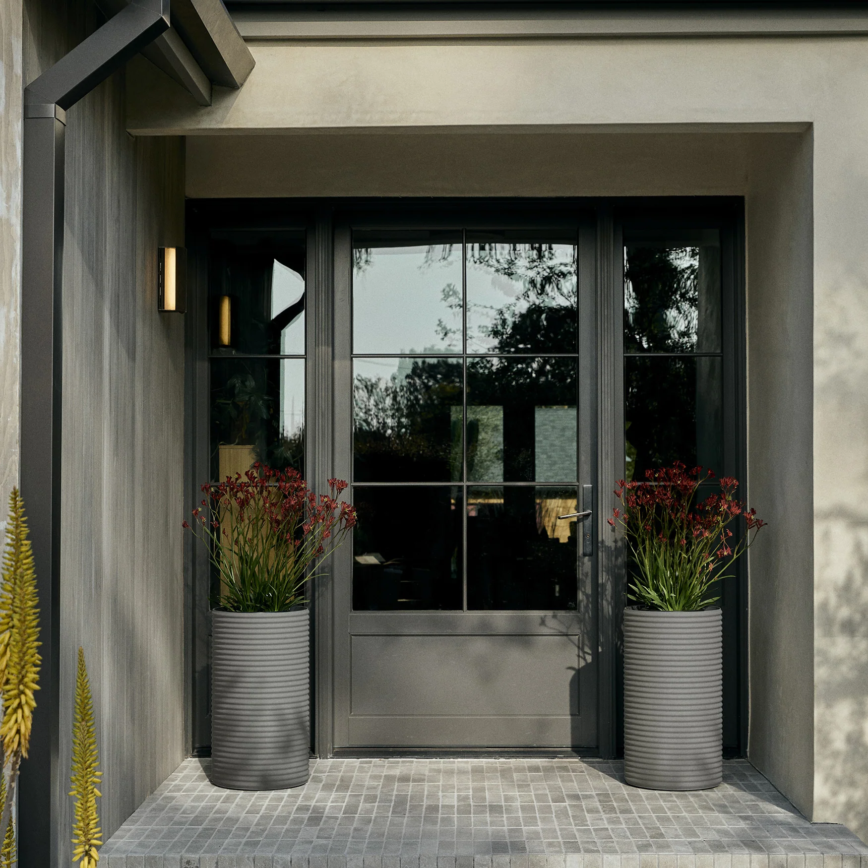 mod tall planter - Image 25