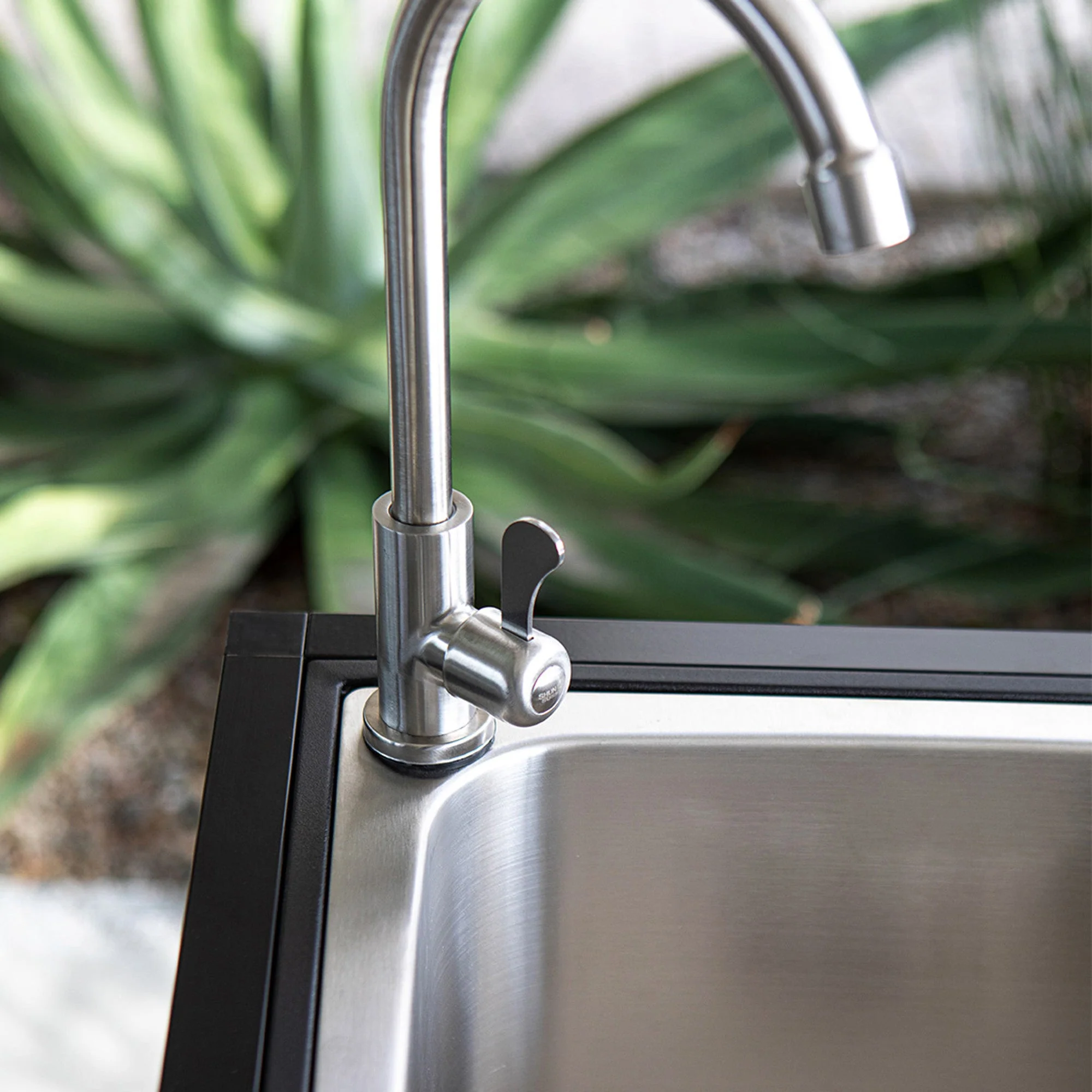 outdoor kitchen counter sink - Image 8
