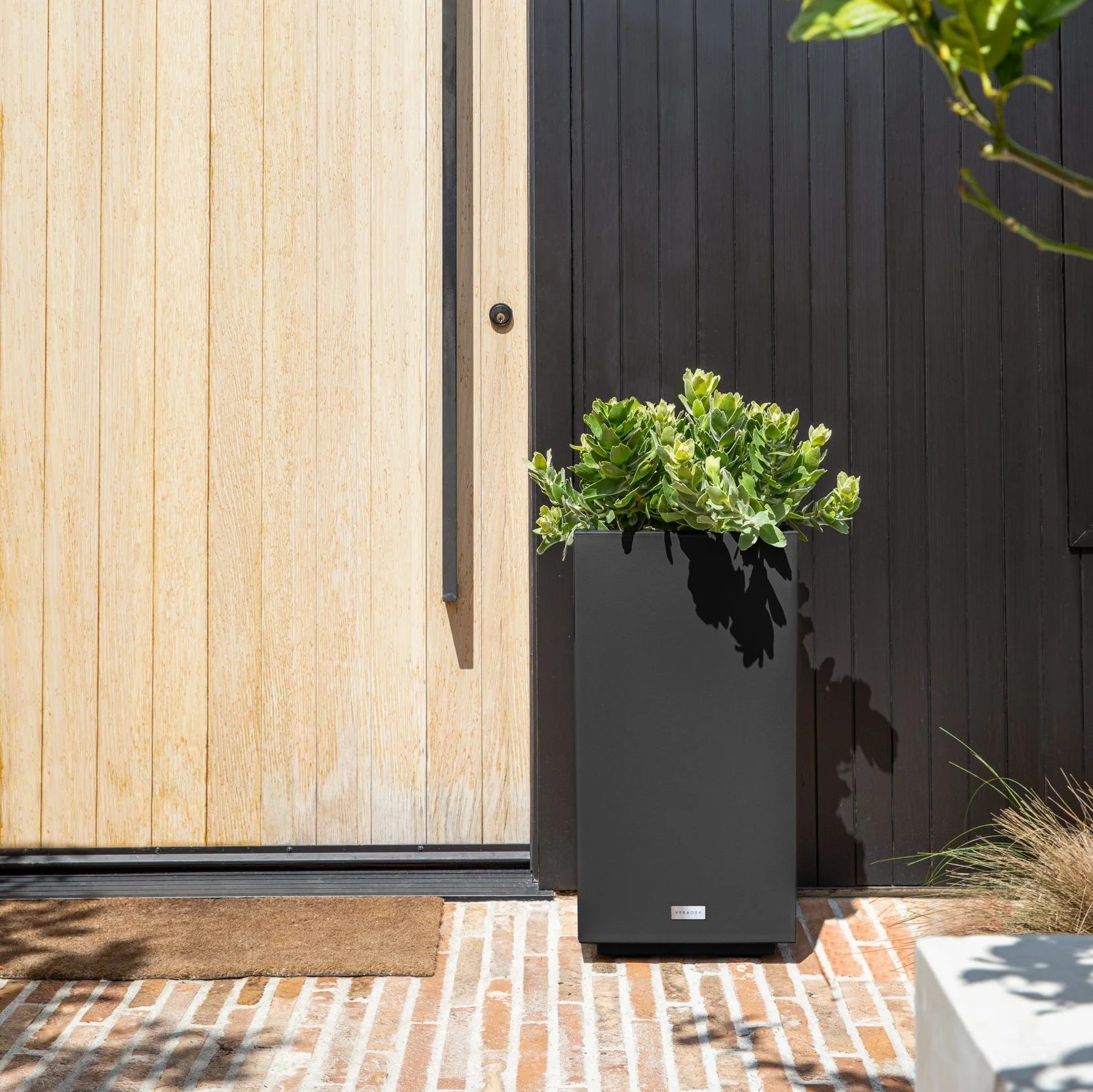 block pedestal planter - Image 21