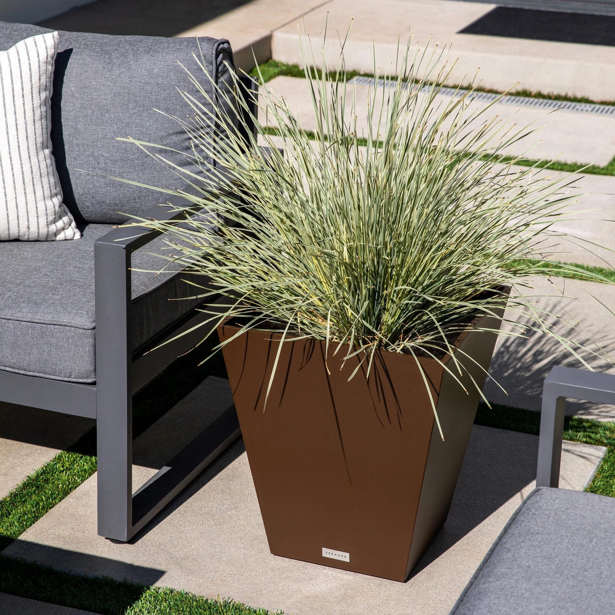 pure nobleton planter - Image 32