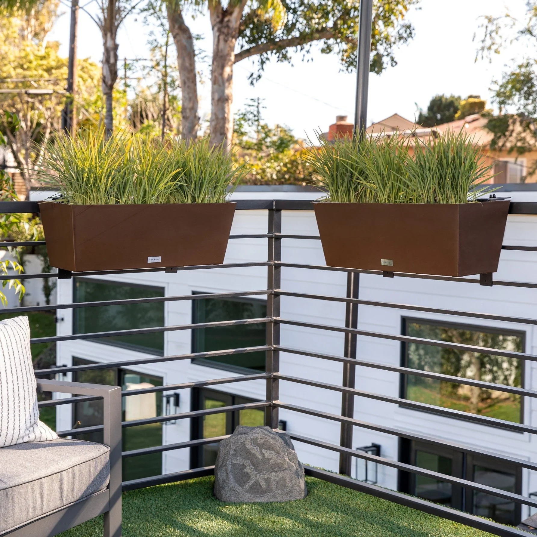 pure railing planter - Image 43