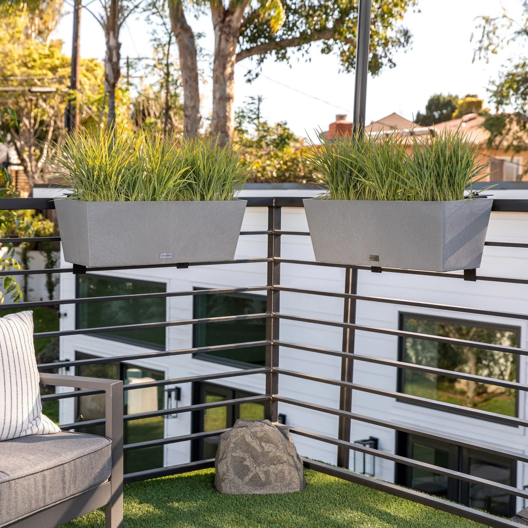 pure railing planter - Image 46