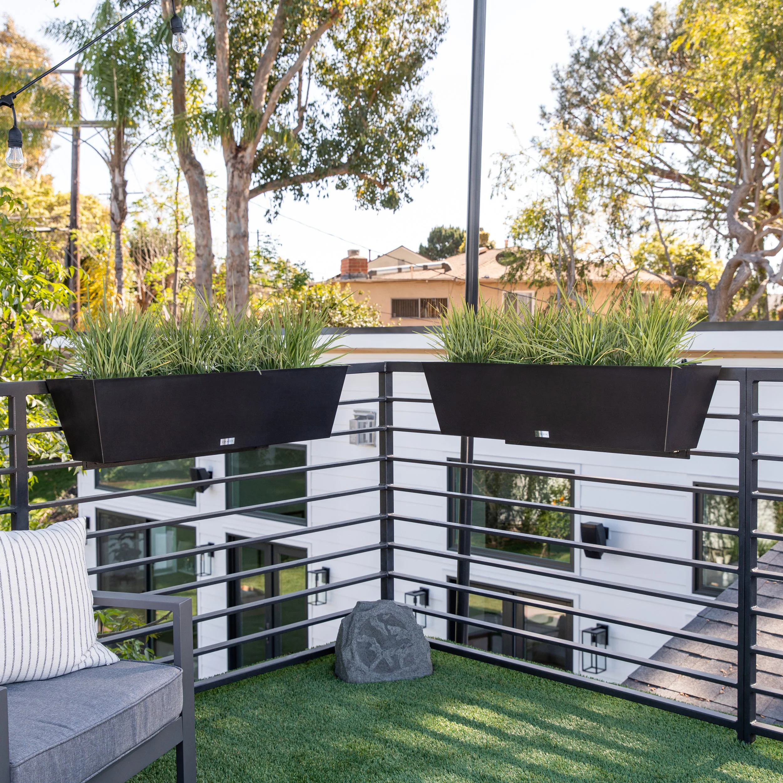 pure railing planter - Image 53