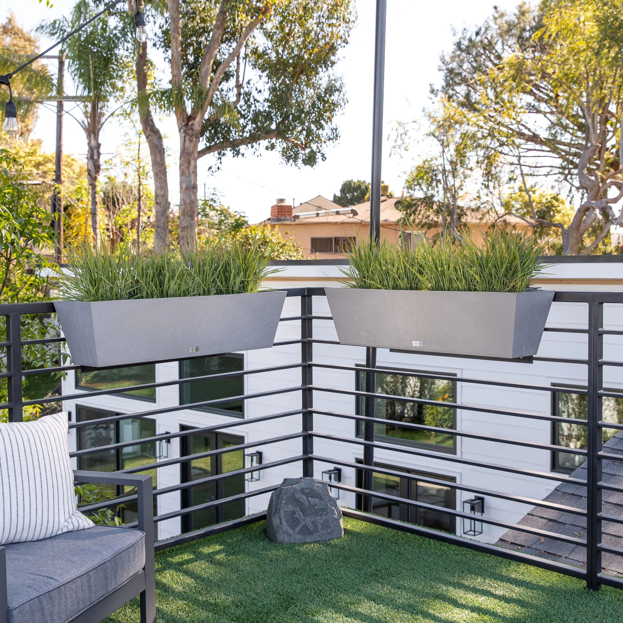 pure railing planter - Image 62